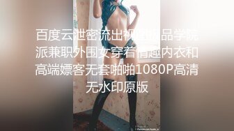 偷拍灰色连衣短裙长发戴口罩的大学妹子